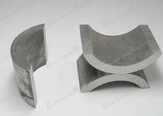 China Imanes del cobalto del samario del arco con la magnetización del grueso anti - desmagnetización proveedor